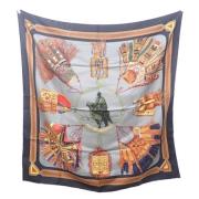 Pre-owned Silk scarves Hermès Vintage , Multicolor , Dames