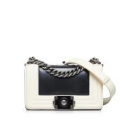 Pre-owned Leather crossbody-bags Chanel Vintage , Black , Dames