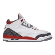 Fire Red Retro 3 Limited Edition Nike , Multicolor , Dames