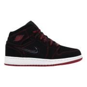 Beperkte oplage Mid-Top Basketbalschoen Nike , Black , Dames