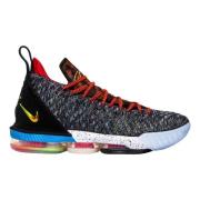 Beperkte Editie What The 1-5 Nike , Multicolor , Heren