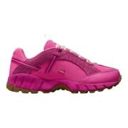 Beperkte oplage Pink Gold Humara LX Nike , Pink , Heren