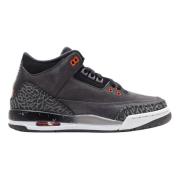 Fear Retro 3 Limited Edition Sneakers Nike , Gray , Dames