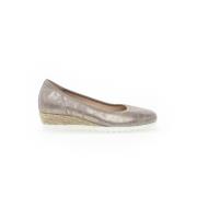 Iridescent suede wedge ballerinas Gabor , Gray , Dames