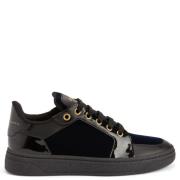 Zwarte Patent Sneakers met Marineblauwe Accenten Giuseppe Zanotti , Bl...