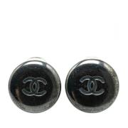 Pre-owned Fabric earrings Chanel Vintage , Gray , Dames