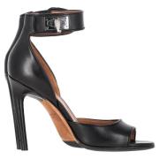 Pre-owned Leather heels Givenchy Pre-owned , Black , Dames