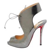 Pre-owned Leather sandals Christian Louboutin Pre-owned , Gray , Dames