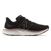 Verse Schuim Evoz V1 Hardloopschoenen New Balance , Black , Heren