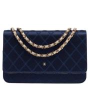 Pre-owned Satin wallets Chanel Vintage , Blue , Dames