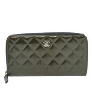 Pre-owned Leather wallets Chanel Vintage , Green , Dames