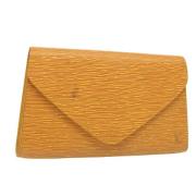 Pre-owned Leather clutches Louis Vuitton Vintage , Yellow , Dames