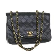 Pre-owned Leather shoulder-bags Chanel Vintage , Black , Dames