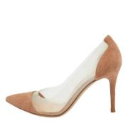 Pre-owned Suede heels Gianvito Rossi Pre-owned , Beige , Dames