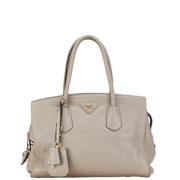 Pre-owned Leather shoulder-bags Prada Vintage , Gray , Dames