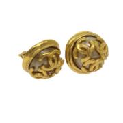 Pre-owned Metal earrings Chanel Vintage , Yellow , Dames