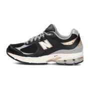 Stijlvolle M2002 D Lage Sneakers New Balance , Black , Dames