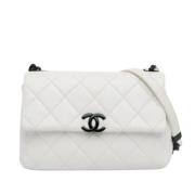 Pre-owned Leather crossbody-bags Chanel Vintage , White , Dames