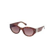 Chique Teardrop Zonnebril met bruine lenzen Guess , Brown , Dames