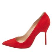 Pre-owned Suede heels Manolo Blahnik Pre-owned , Red , Dames