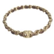 Pre-owned Metal bracelets Chanel Vintage , Yellow , Dames