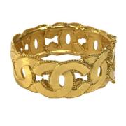 Pre-owned Metal bracelets Chanel Vintage , Yellow , Dames