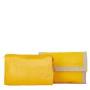 Pre-owned Canvas clutches Hermès Vintage , Yellow , Dames