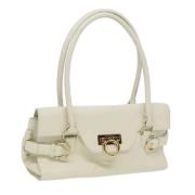 Pre-owned Leather shoulder-bags Salvatore Ferragamo Pre-owned , White ...