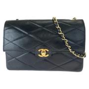 Pre-owned Leather crossbody-bags Chanel Vintage , Black , Dames