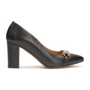 Zwarte pumps op een paal versierd met een ketting Kazar , Black , Dame...