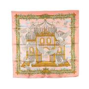 Pre-owned Canvas scarves Hermès Vintage , Pink , Dames