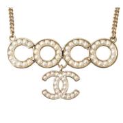 Pre-owned Metal necklaces Chanel Vintage , Yellow , Dames