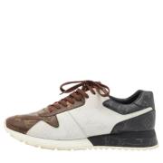 Pre-owned Canvas sneakers Louis Vuitton Vintage , Brown , Heren