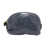 Pre-owned Leather clutches Chanel Vintage , Blue , Dames