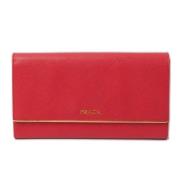 Pre-owned Leather wallets Prada Vintage , Red , Dames