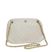 Pre-owned Leather handbags Chanel Vintage , White , Dames