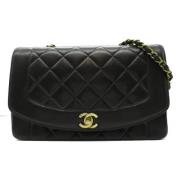 Pre-owned Leather shoulder-bags Chanel Vintage , Black , Dames