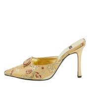 Pre-owned Fabric sandals Casadei Pre-owned , Yellow , Dames