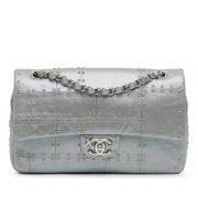 Pre-owned Leather shoulder-bags Chanel Vintage , Gray , Dames