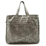 Pre-owned Nylon totes Chanel Vintage , Gray , Dames