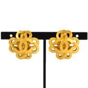 Pre-owned Metal earrings Chanel Vintage , Yellow , Dames