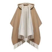 Beige Jassen voor Stijlvolle Outfits Fendi , Beige , Dames