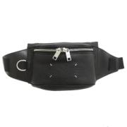 Pre-owned Leather shoulder-bags Maison Margiela Pre-owned , Black , Da...