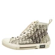 Pre-owned Mesh sneakers Dior Vintage , Gray , Heren