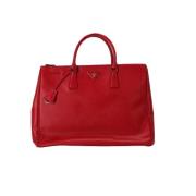 Pre-owned Leather handbags Prada Vintage , Red , Dames