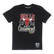 Chicago Bulls 1996 Kampioenen Tee Mitchell & Ness , Black , Heren