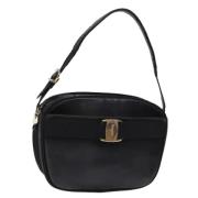 Pre-owned Leather shoulder-bags Salvatore Ferragamo Pre-owned , Black ...