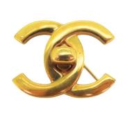 Pre-owned Metal brooches Chanel Vintage , Yellow , Dames