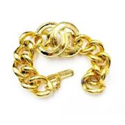 Pre-owned Metal bracelets Chanel Vintage , Yellow , Dames