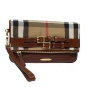 Pre-owned Canvas clutches Burberry Vintage , Brown , Dames